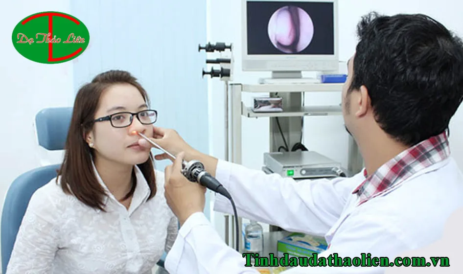 đau đầu do vi&ecirc;m xoang