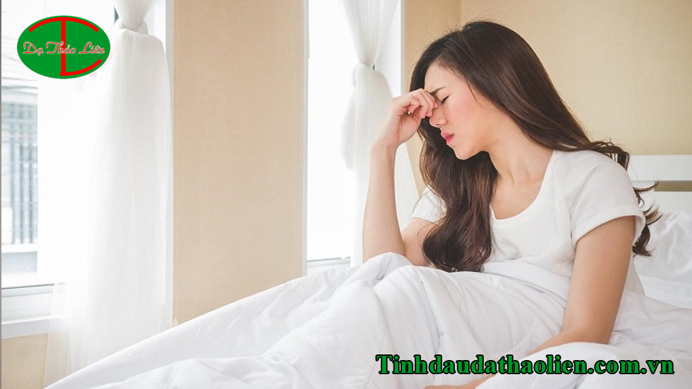 Vi&ecirc;m họng k&egrave;m sốt